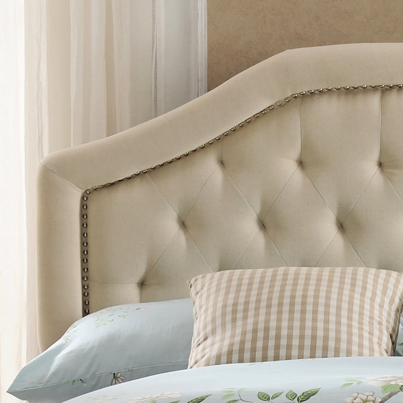 Tête de lit pour grand lit contemporaine - Bouton avec coutures en losanges pour garniture cloutée glamour Assemblage de revêtement beige requis