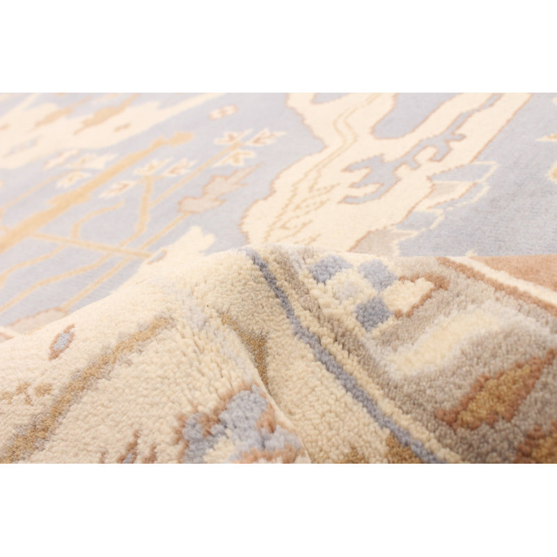 Tapis gris Korben Oushak 8 pi 1 po x 9 pi 9 po