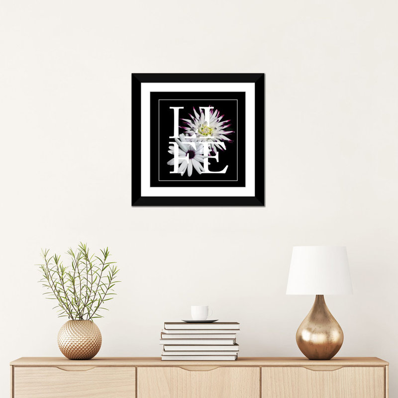 « floral graphic ii », impression sur toile, Papier d'art encadré noir, Blanc, H 16 po x l 16 po x P 1 po