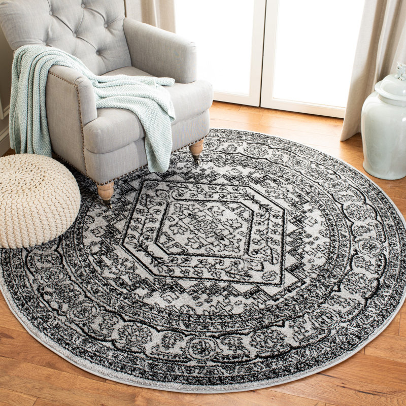 Amedee Performance Oriental Rug, Round 12'