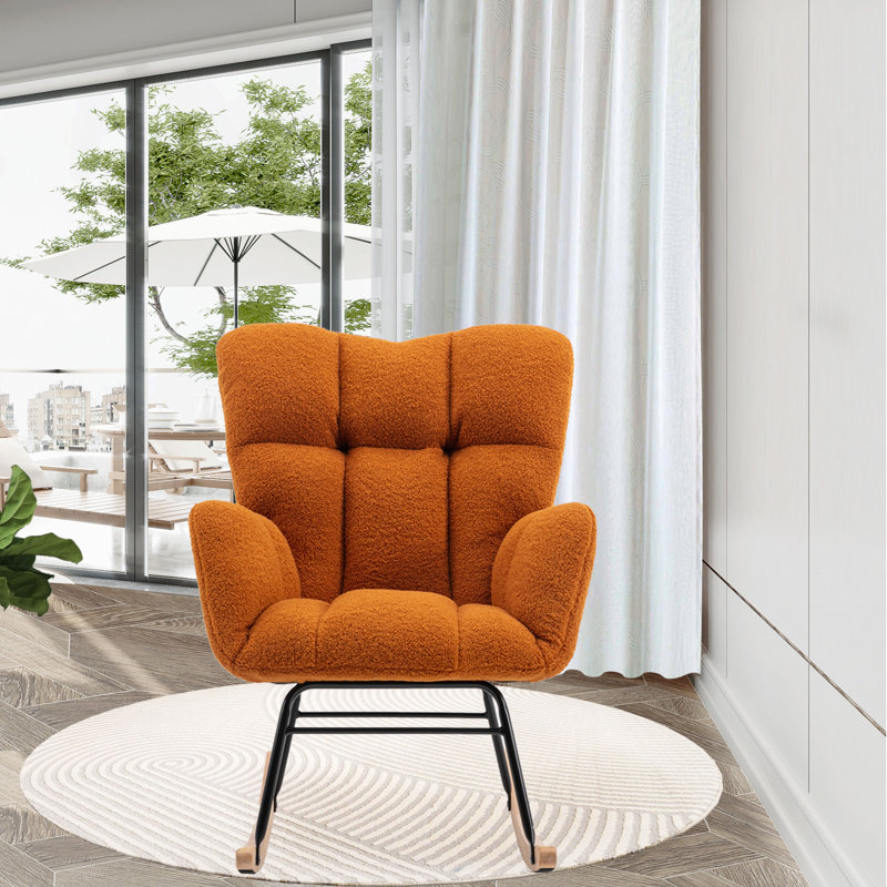 Chaise berçante capitonnée Kenlie, Caramel Teddy