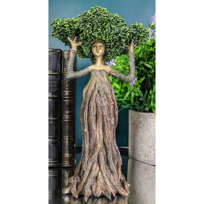 Elcid Figurines & Sculptures