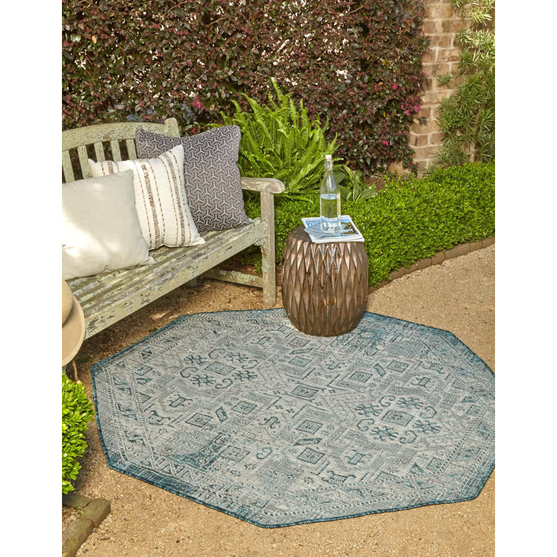 Amhlaidh Indoor / Outdoor Rug, Octagon 7'10" x 7'10"