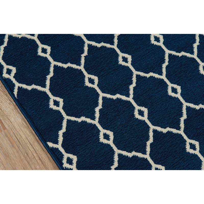 Yepez Geometric Indoor / Outdoor Rug, Rectangle 2'3" x 4'6"