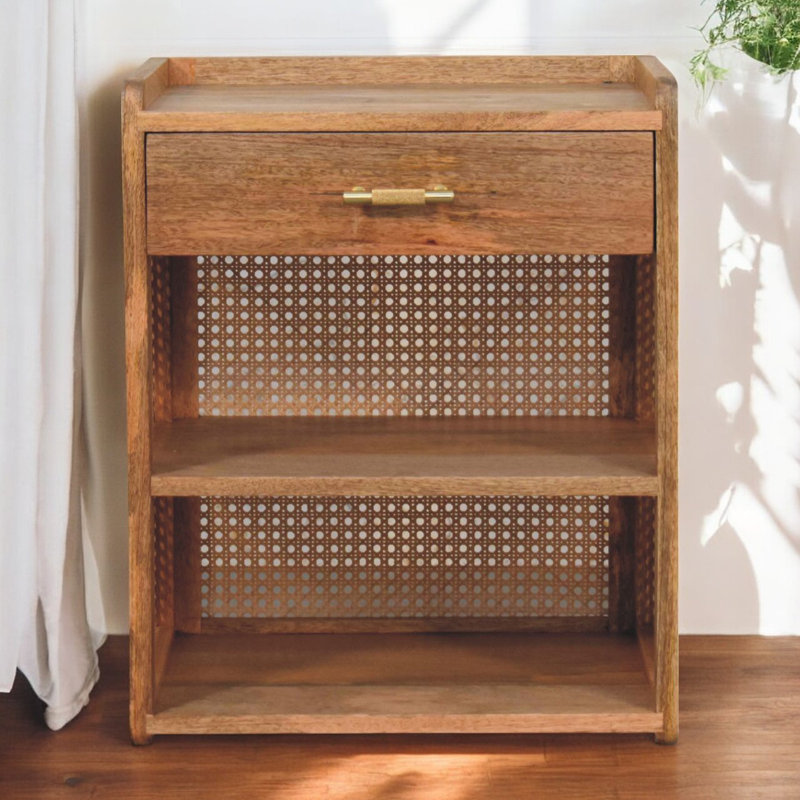 Larissa T-Bar Open  Bedside