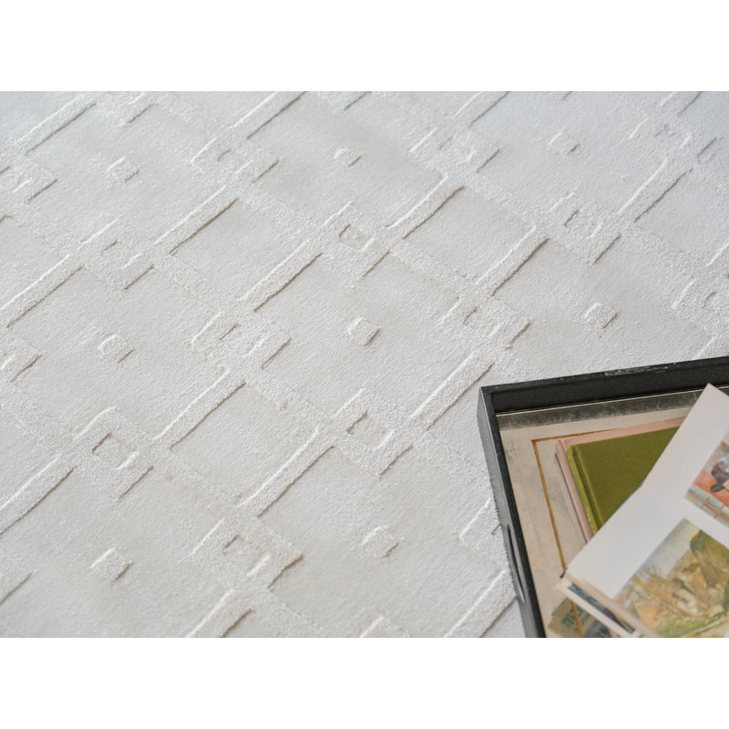 Camora Modern Handmade Silky Nylon White Area Rug, Rectangle 10' x 14'