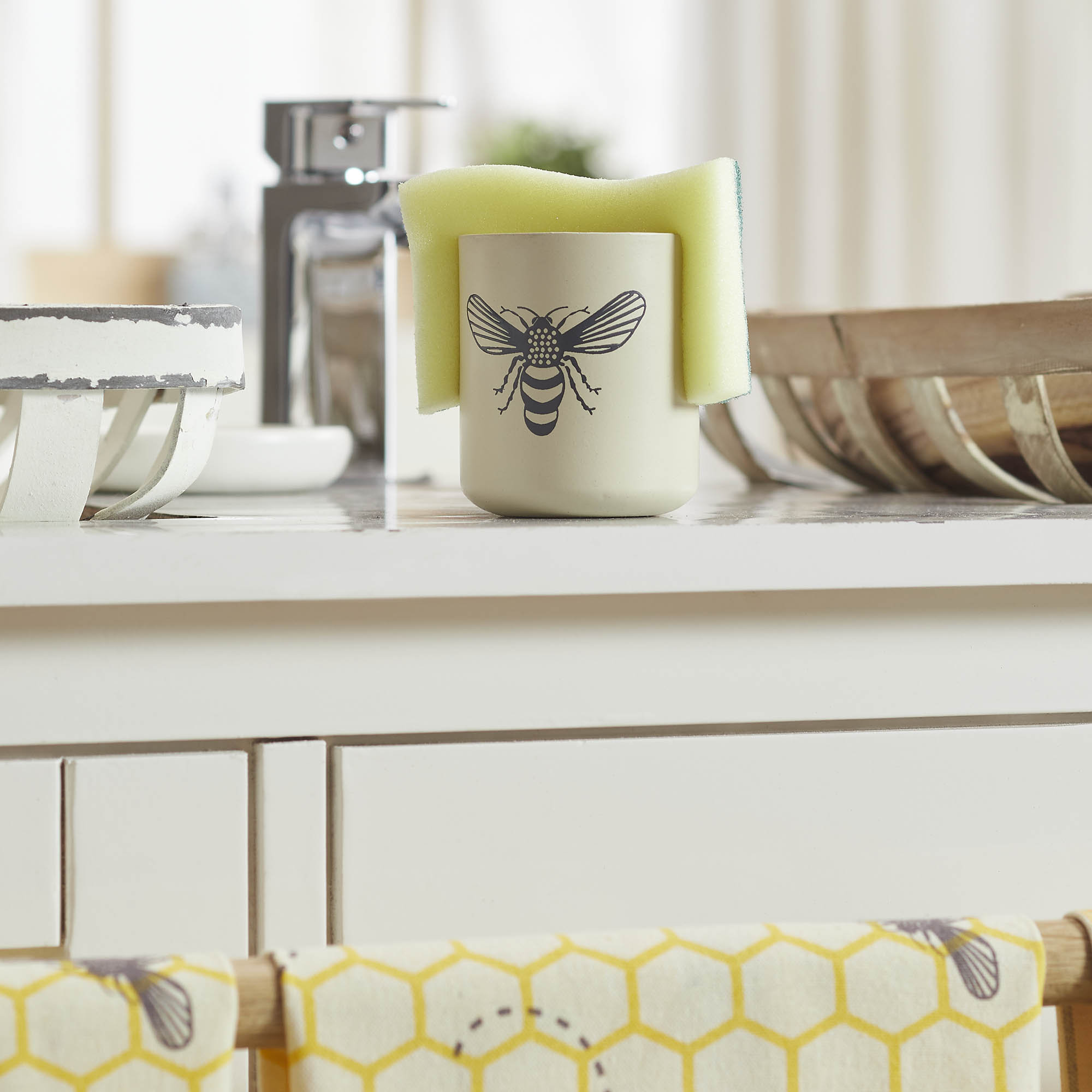 VHC Brands Buzzy Bees Überwurf – 152x157 Cm, Baumwolle, Vintage-Gelb Mit Bienen-Muster, Gewebt Für Wohnzimmer & Schlafzimmer