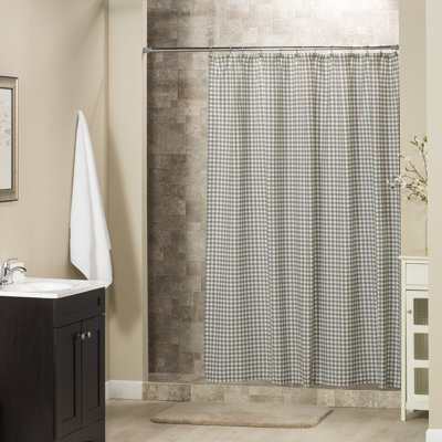Rideau de douche à carreaux
