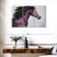 Huile de cheval de course-107984290