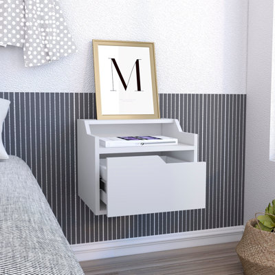 Caesyn 13.3'' W Nightstand
