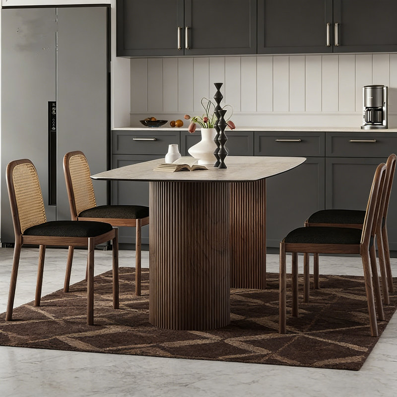 Hubbert, 5 Pieces: Table, 4 Chairs, 29.53" H x 55.12" W x 31.5" D