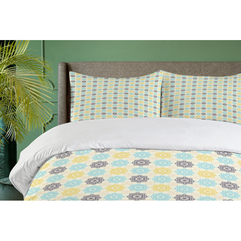 No Duvet Cover, California King Duvet Cover + 2 Standard Shams