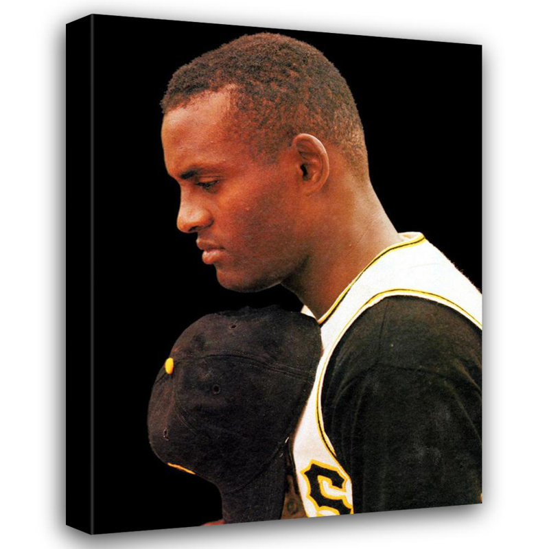 Roberto Clemente, H 24 po x l 18 po