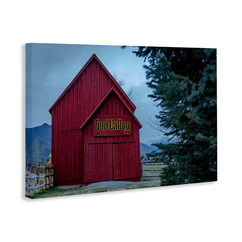 «Red Farm Architecture Canvas», conception par Jeff Poe, H 16 po x l 24 po