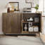 Buffet sculpté à 4 portes avec panneau réglable