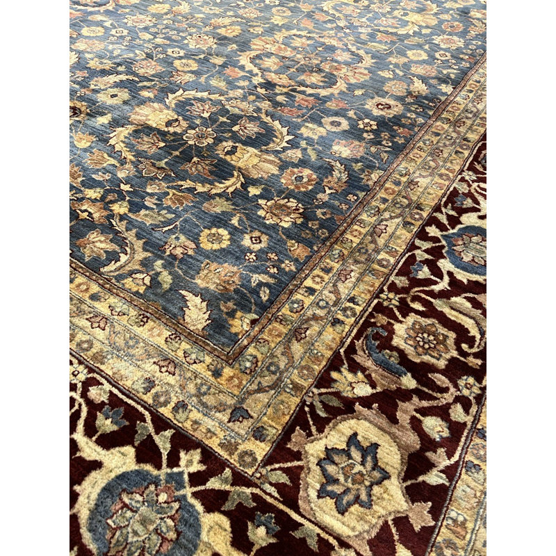 Fine Hand Knotted Agra rug 12' X 18'2''