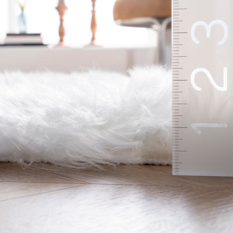 Tapis blanc à poils longs Haja Fluffy, Rectangle 6 pi x 9 pi