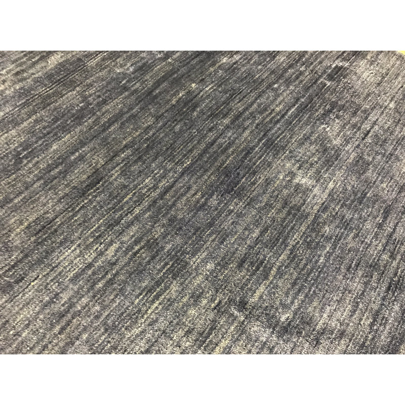 Tapis bleu foncé noué à la main de haute qualité