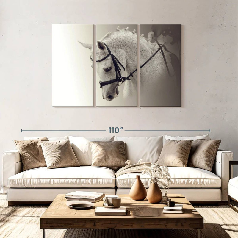 Cheval de dressage blanc, H 48 po x l 74 po