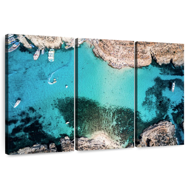 Scenic Blue Lagoon