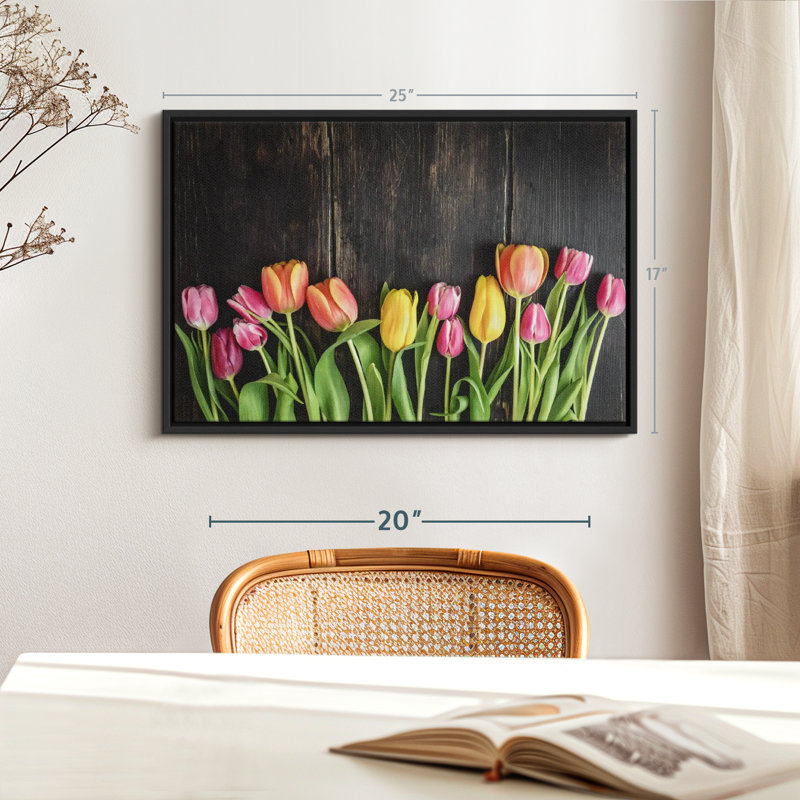 Tulipes sur bois, reproduction sur toile, H 17 po x l 25 po