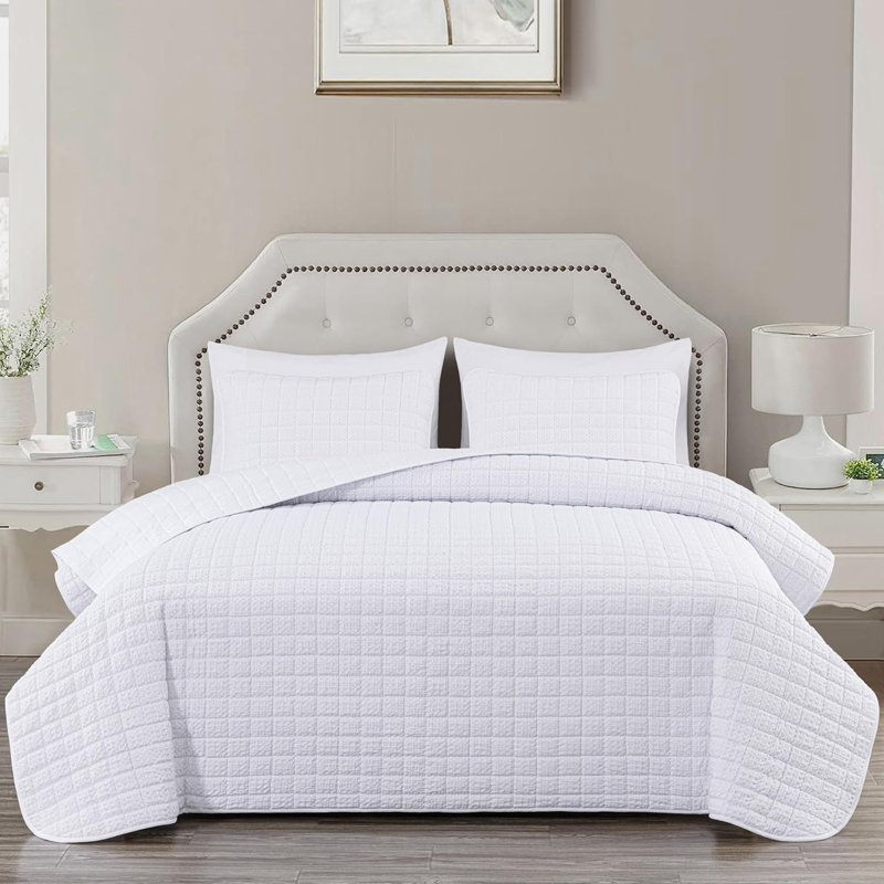 Wilmer Waffle Weave Textured Quilt Set, Queen Quilt + 2 Standard Pillow Shams