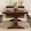 Table et chaises de salle à manger d'inspiration rétro-106679248
