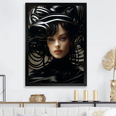 " Elegant Fashion Woman II "