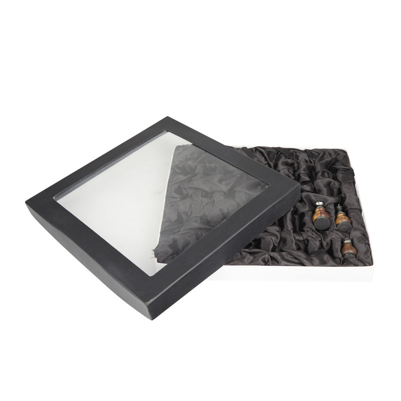 Ensemble de jeu en aluminium Neta, H 4,3 po x L 16 po x l 16 po, Brun et noir