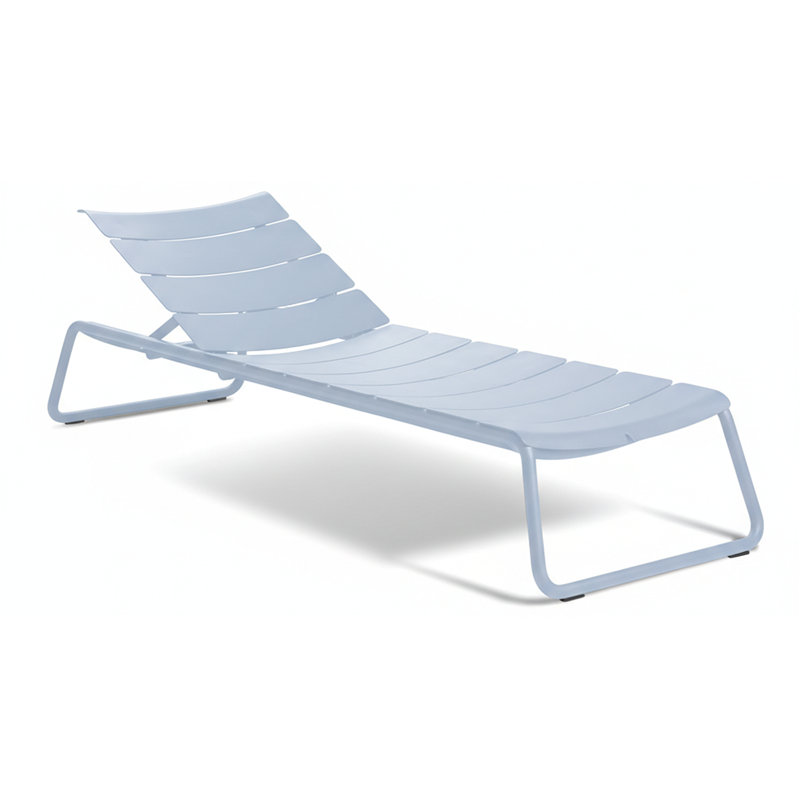 Chaise longue d'extérieur en métal résistant à la rouille Corail, Bleu pastel