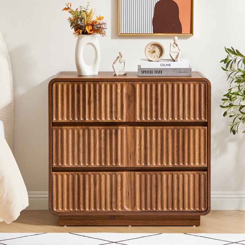 Molded 31.5"Fluted 3-Drawer Dresser, Brown