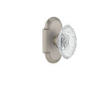 Cottage Plate with Crystal Victorian Knob