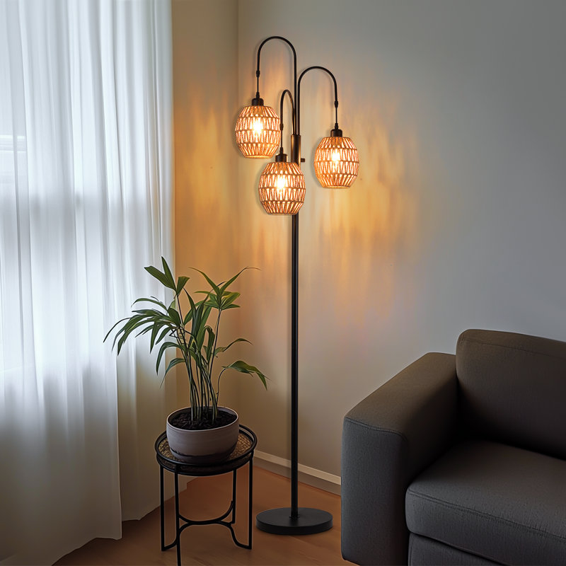 Lampadaires 70 po à 3 lumières à intensité variable pour arbre (3 ampoules DEL incluses)