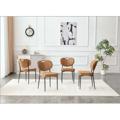 Ensemble de 4 chaises de salle à manger, chaises de salle à manger rembourrées en tissu Comfort-Touch Tech, rembourrage en éponge haute résilience, pieds en métal avec finition enduite de jet (ensemble de 4)