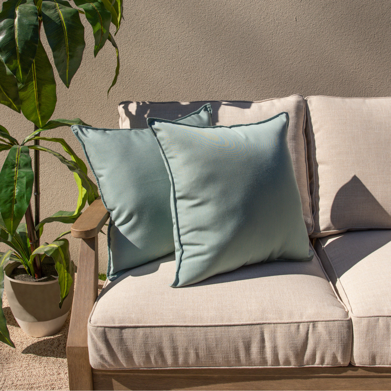 Everton 20" x 20" Sunbrella® Throw Pillow, Spa