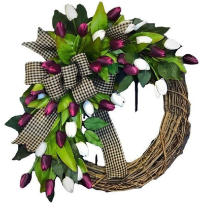 Tulip Rattan Wreath