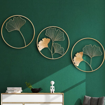 Wall Decor on Metal