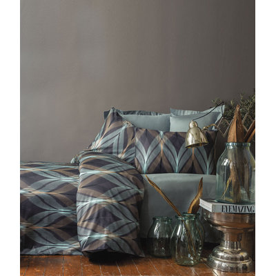 Satin Geometric Shapes Duvet Cover
