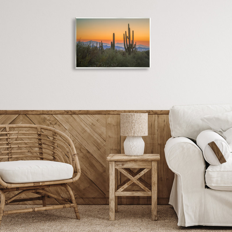 «Cacti Looming» par Marty Hulsebos, H 13 po x l 19 po