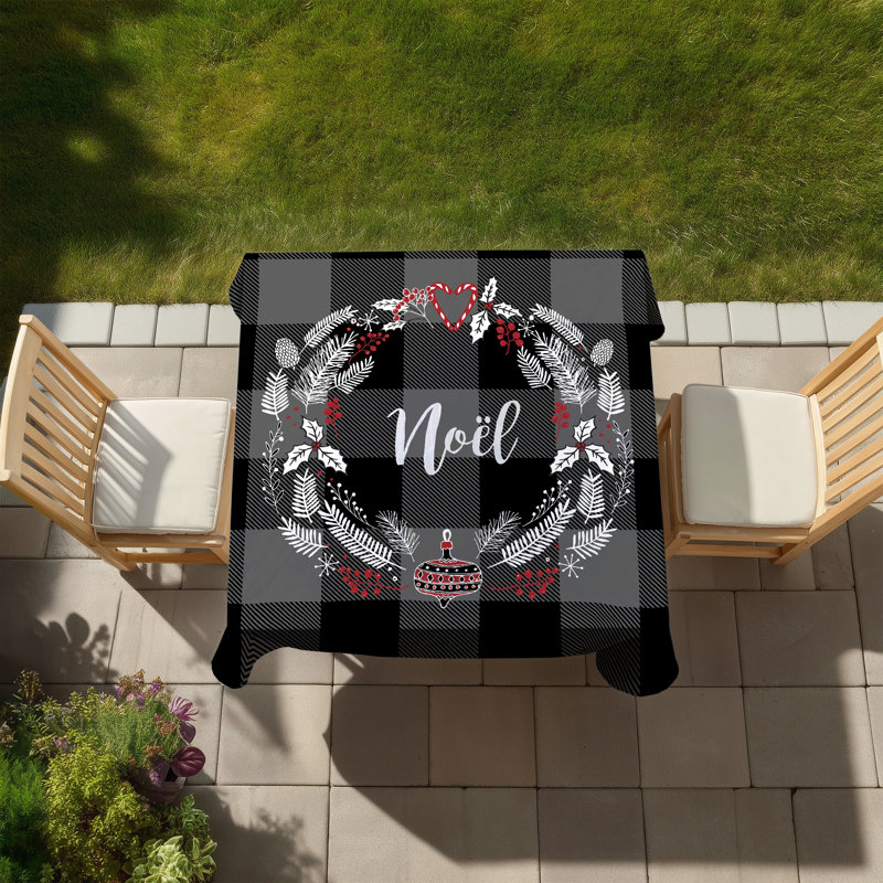 Christmas Wreath Tablecloth | Indoor Outdoor Home Decor