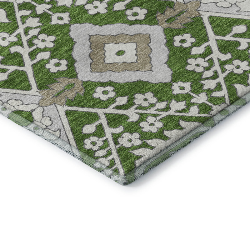 Premium Machine Washable Elaine Green Rug, Rectangle 5' x 7'6"