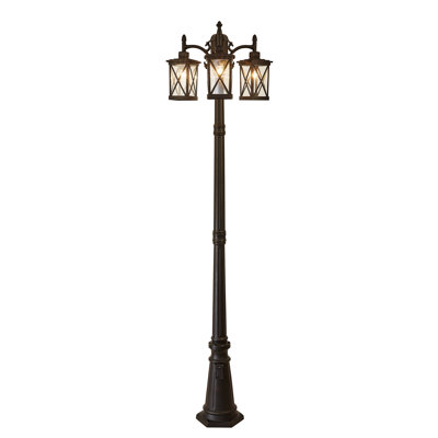 Full Post Light With Dusk To Dawn and Built-In Outlet 