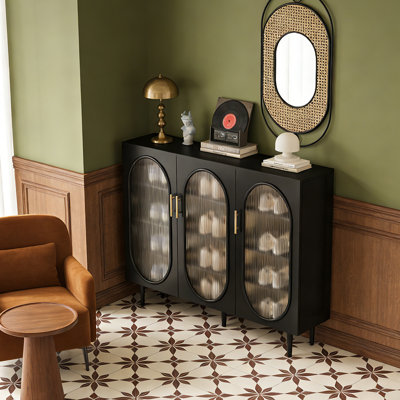 Exquisite shoe cabinet in French style