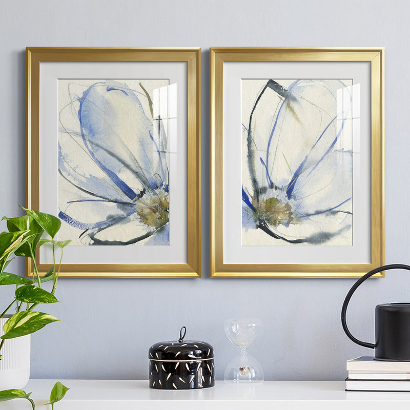 «Cobalt & Paynes Petals I», reproduction encadrée de qualité supérieure, prête à être accrochée, Cadre doré