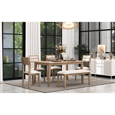 Ensemble de salle à manger classique et pratique avec table, chaises et banc