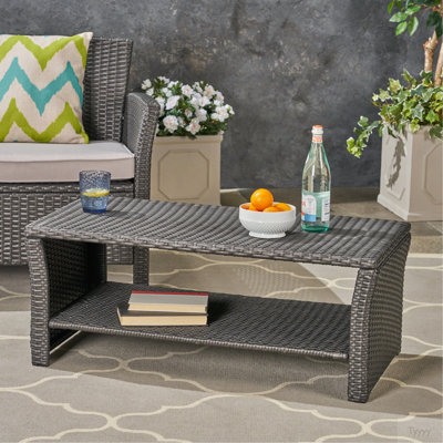 ST LUCIA TABLE