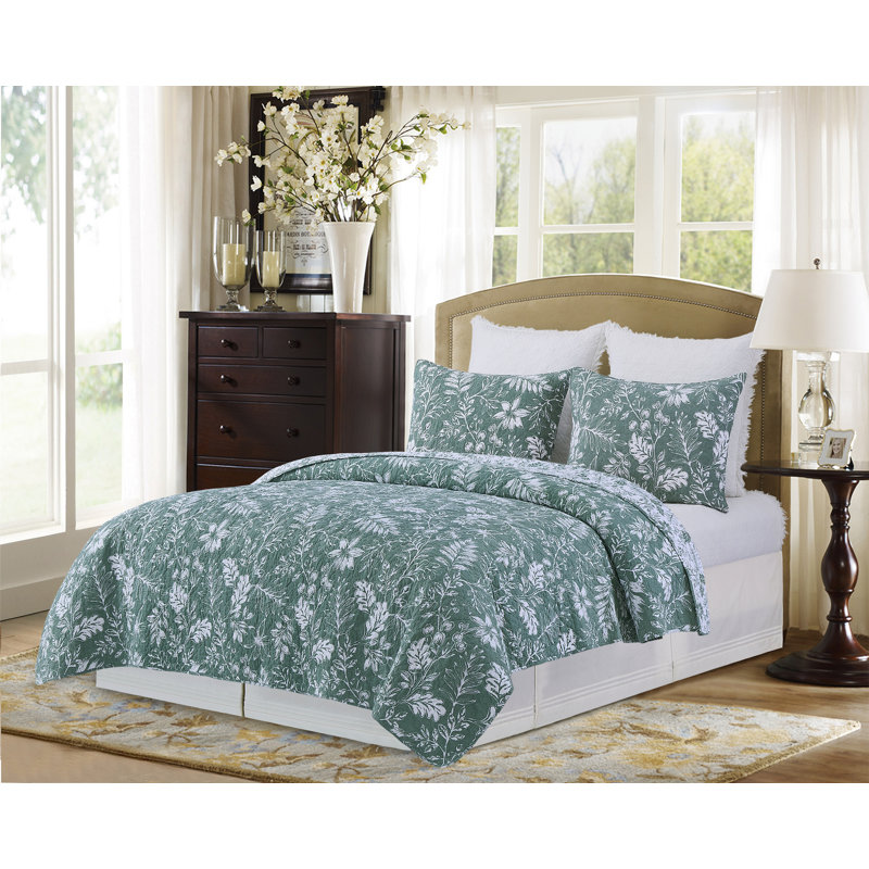 Everview Sage King 3-Piece Quilt Bedding Set, Green, King Quilt + 2 King Shams