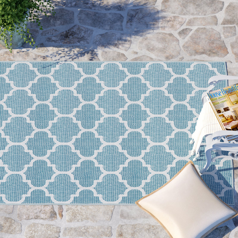 Bartonsville Geometric Indoor / Outdoor Rug, Rectangle 4'1" x 6'1"