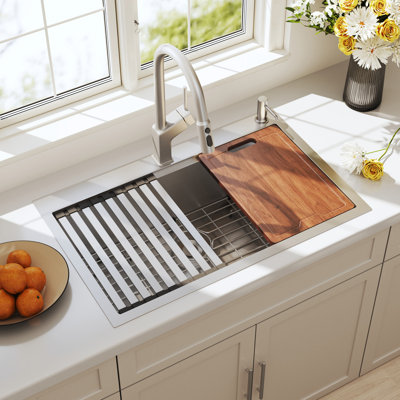 Évier de cuisine encastré 33 po x 22 po en acier inoxydable encastrable 33 po x 22 po x 9 po Blenzia