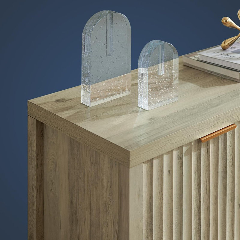 Buffet cannelé à 4 portes avec tablettes réglables et grand buffet moderne - Naturel